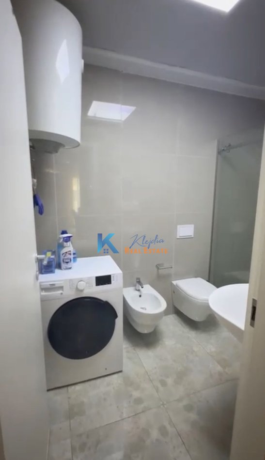Tirane, jepet me qera apartament 2+1 Kati 6, 95 m² 600 € (Don Bosko, kompleksi Fiori di Bosco)