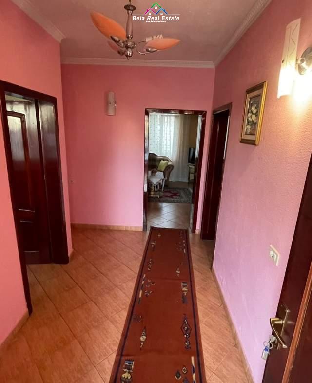 Tirane, jepet me qera shtepi 2+1 Kati 1, 100 m² 350 € (prane QTU)