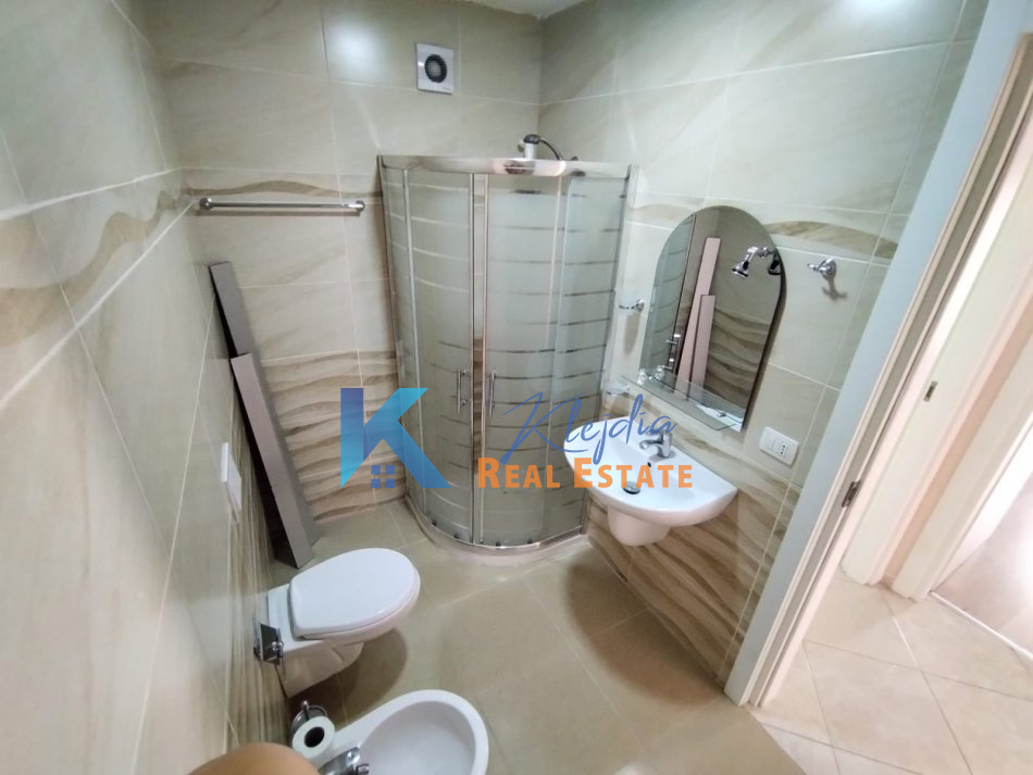 Tirane, jepet me qera apartament 2+1 Kati 3, 90 m² 550 € (Don Bosko, te kompleksi Fiori di Bosko)