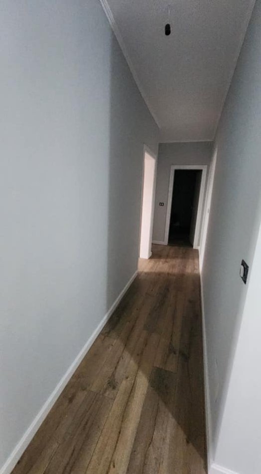 Tirane, shitet apartament 2+1 Kati 4, 124 m² 125.000 € (Fresku)