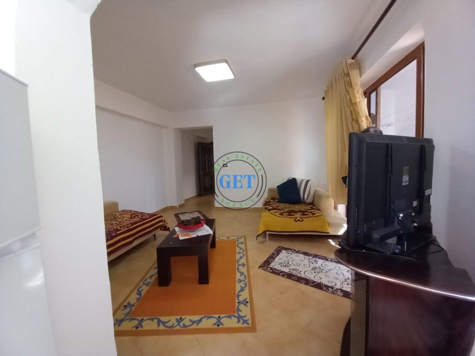 Durres, jepet me qera apartament 1+1 Kati 0, 300 € (Vollga)