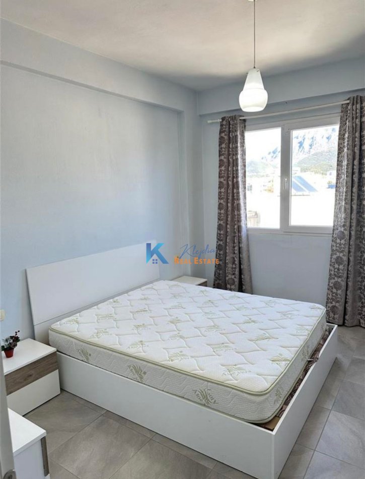 Tirane, jap me qera apartament 1+1+Ballkon Kati 9, 65 m² 500 € (Oxhaku)