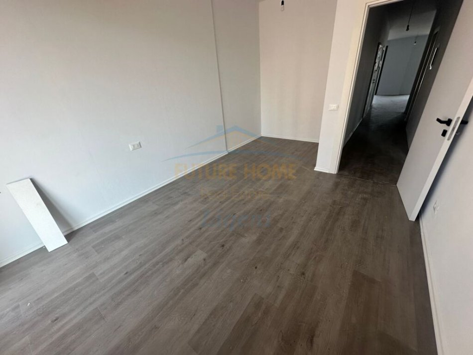 Tirane, jepet me qera apartament 2+1+Parkim Kati 2, 153 m² 2.000 € (Altana Luxury Residence, Rruga e Kosovareve)