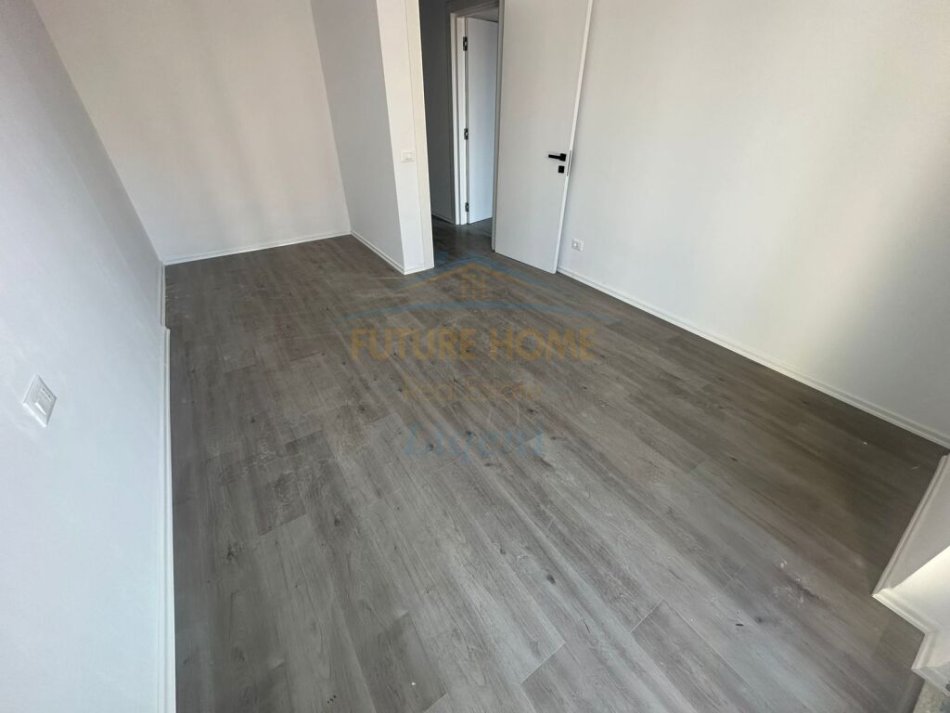 Tirane, jepet me qera apartament 1+1+Ballkon Kati 6, 93 m² 1.300 € (Altana Luxury Residence, Rruga e Kosovareve)