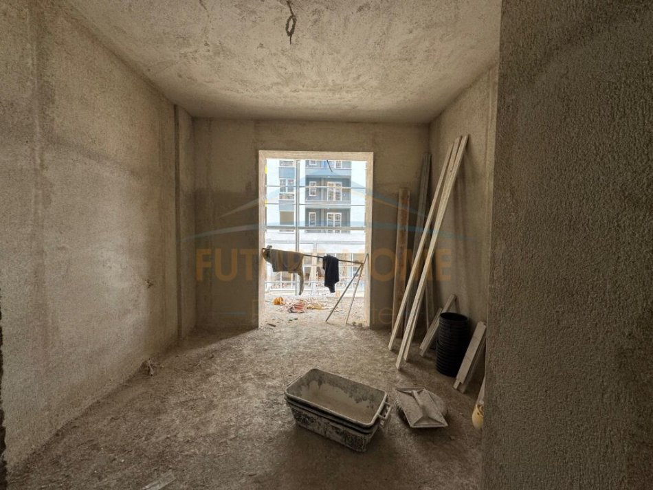 Tirane, shitet apartament 2+1 Kati 1, 90 m² 85.700 € (UNIVERS CITY)