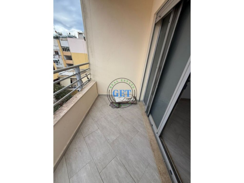 Durres, shitet apartament 2+1+Aneks+Ballkon Kati 3, 116 m² 155.000 € (Shitet Super, Apartament 2+1+2, Qender, Durres!)