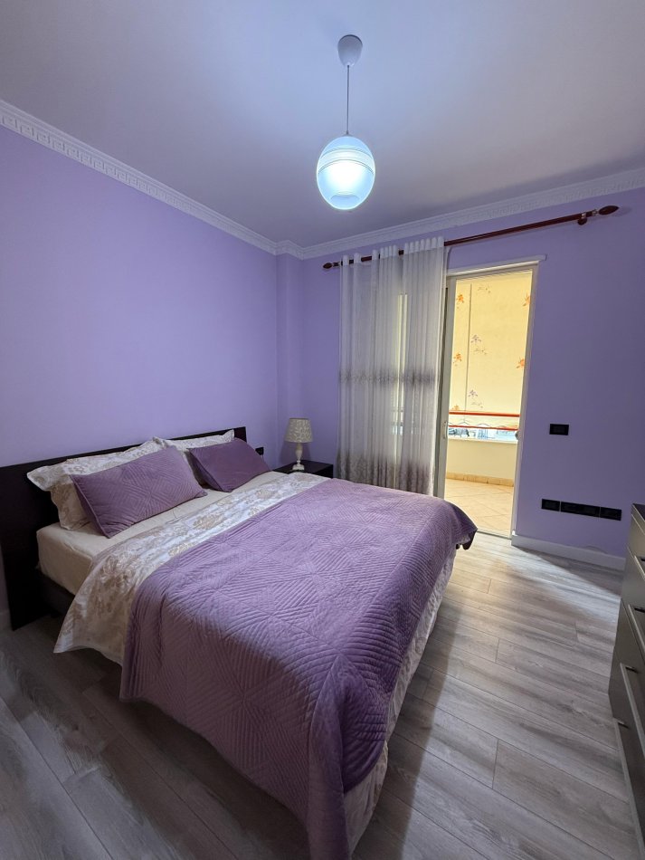 Shqiperi, jepet me qera apartament 2+1 Kati 5, 140 m² 800 € (Parku Olimpik)
