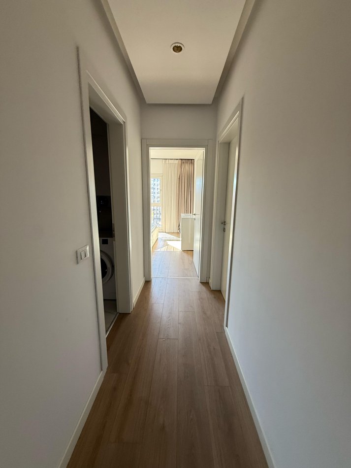 Tirane, jepet me qera apartament 2+1 Kati 4, 120 m² 1.400 € (Olimpiku)