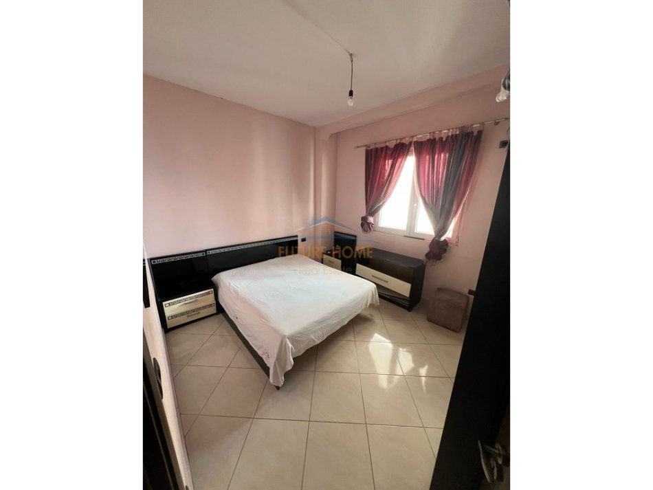 Tirane, jepet me qera apartament 1+1 Kati 5, 60 m² 370 € (Dritan Hoxha)