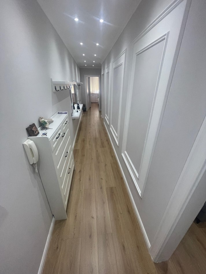 Tirane, jepet me qera apartament 2+1 Kati 11, 100 m² 850 € 