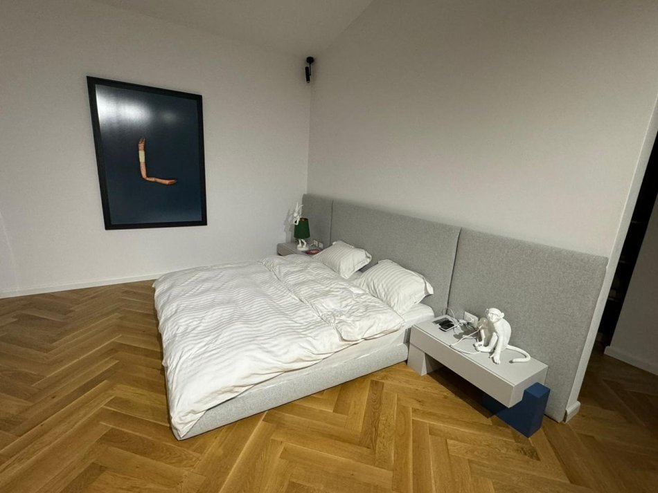 Tirane, shitet Vile , 420 m² 1.200.000 € 
