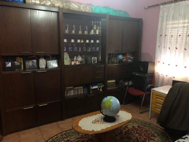 Tirane, shes apartament 2+1+A+BLK Kati 3, 77 m² 73.000 Euro (Rruga bardhyl)