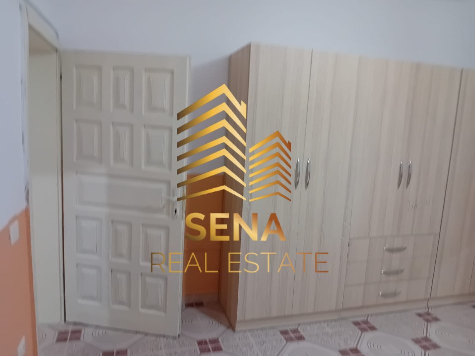 Tirane, jepet me qera apartament 1+1 Kati 1, 80 m² 330 € (5 Maji)