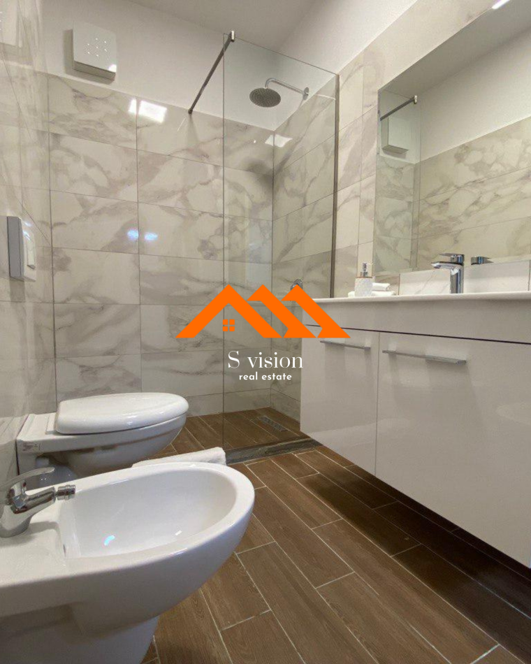 Durres, shitet apartament 3+1+Ballkon Kati 1, 103 m² 229.000 € (Vollga,Rruga Anastas Durrsaku)