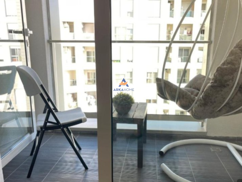 Tirane, shitet apartament 2+1+Ballkon Kati 5, 93 m² 237.500 € (RRUGA SIRI KODRA)