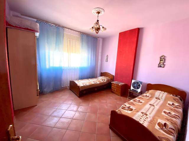 Durres, shitet apartament Kati 9, 100 m² 80.000 Euro (QENDER DURRES)