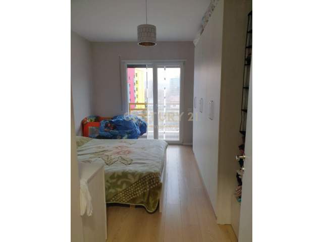 Tirane, shitet apartament 1+1+BLK Kati 3, 74 m² 89.000 Euro (Rruga e Durresit)