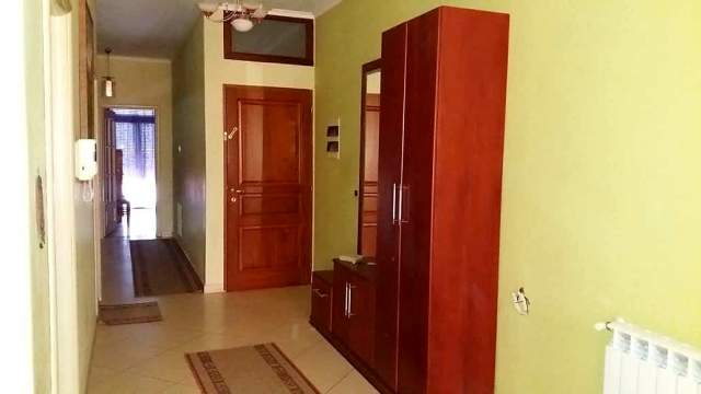 Elbasan, shitet apartament 130 m² 85.000 Euro