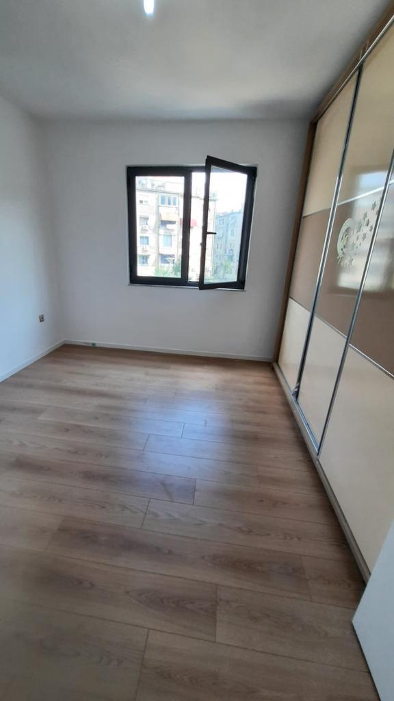 Tirane, shitet apartament 2+1+A+BLK Kati 2, 59 m² 65.000 Euro (Rruga Irfan Tomini)
