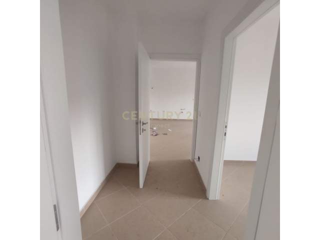 Tirane, shitet apartament 2+1+2 ne DON BOSKO, Kati 3, 94 m² 113.000 Euro