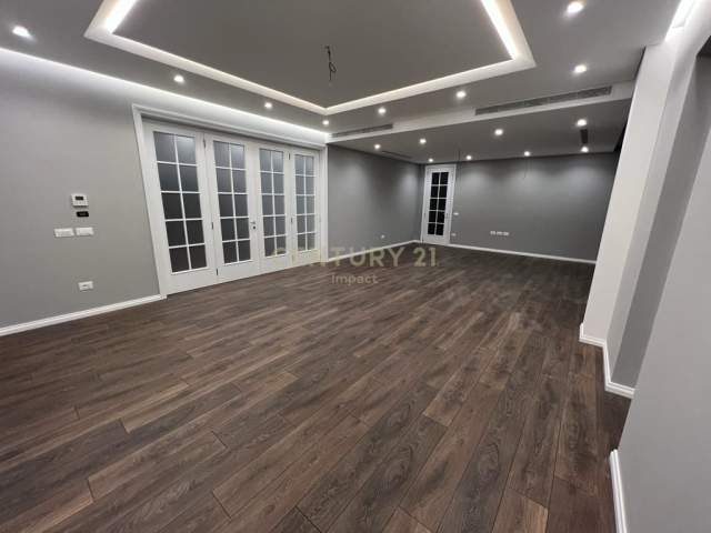 Tirane, jepet me qira vile luksoze 6000 Euro/muaj (AKACIA HILLS REZIDENCE)