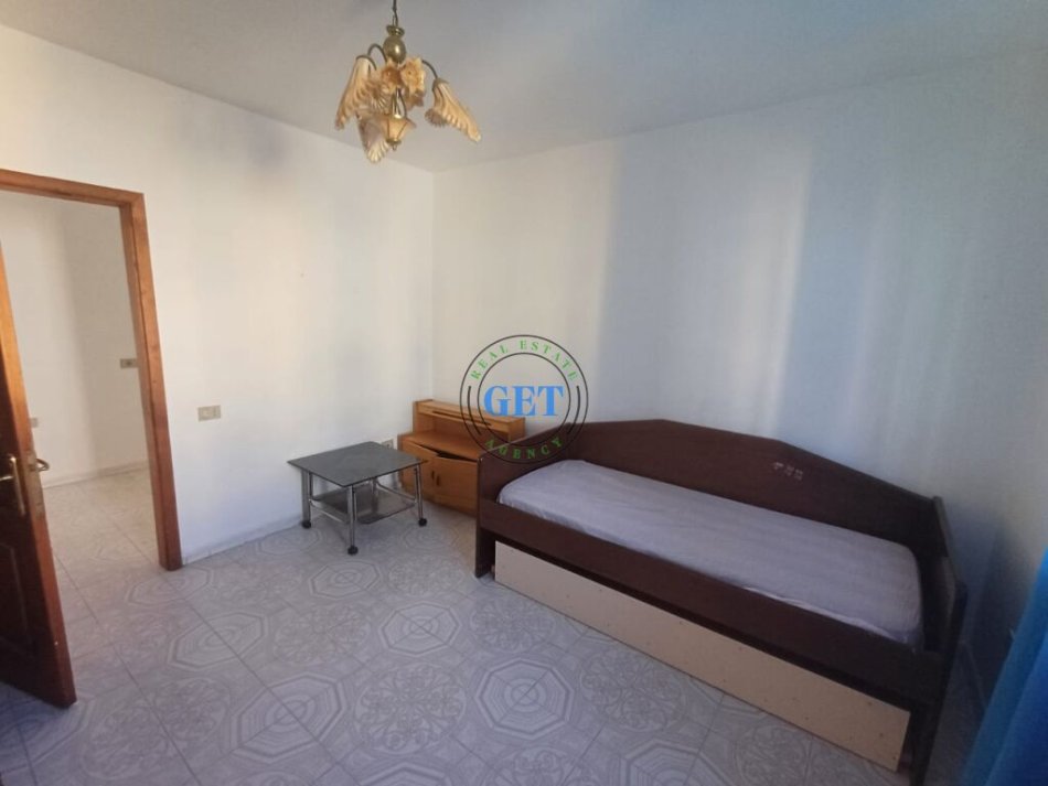 Durres, shitet apartament 2+1+Ballkon Kati 3, 75 m² 87.000 € (Stadiumi ,Durres)