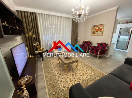 Tirane, jepet me qera apartament 2+1+1, 130 m² 1.000 Euro (Rruga e Barrikadave)