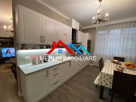 Tirane, jepet me qera apartament 2+1+1, 130 m² 1.000 Euro (Rruga e Barrikadave)