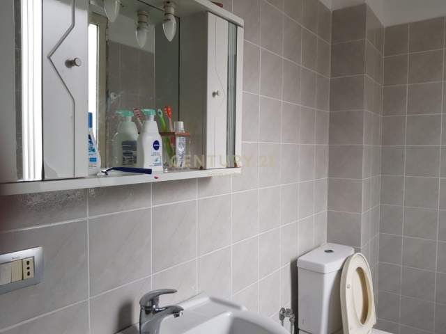 Tirane, shitet apartament 105 m² 68.000 Euro (Fresk)