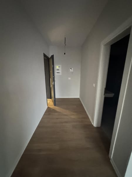 Tirane, jepet me qera apartament Kati 17, 160 m² 1.700 € (Te Garden Building)