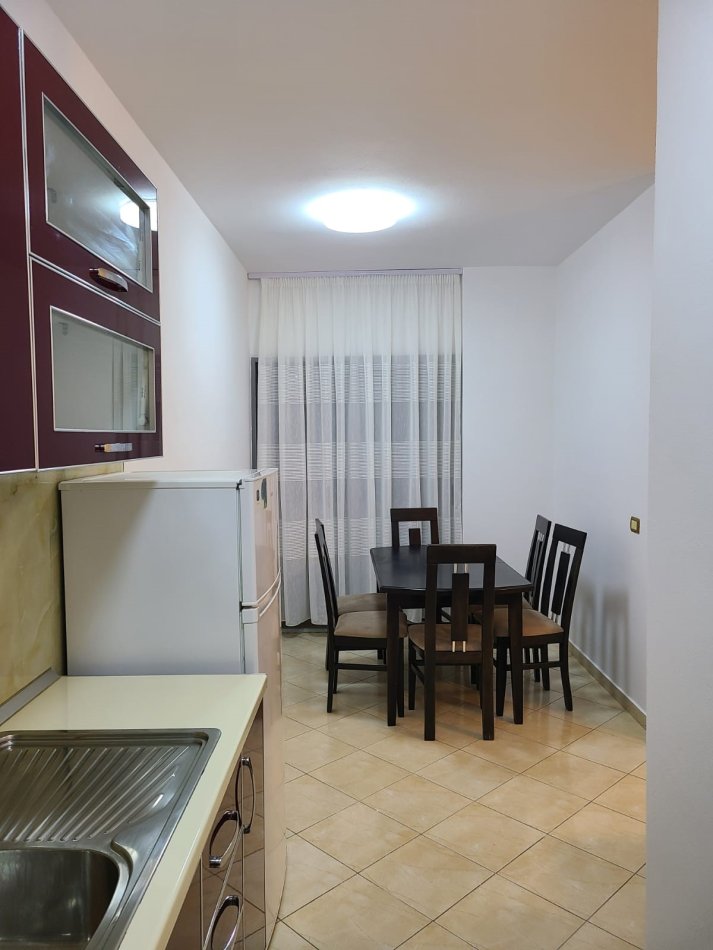 Tirane, shitet apartament 2+1 Kati 3, 105 m² 131.250 € (SHITET APARTAMENT 2+1+2 NE ASTIR!)