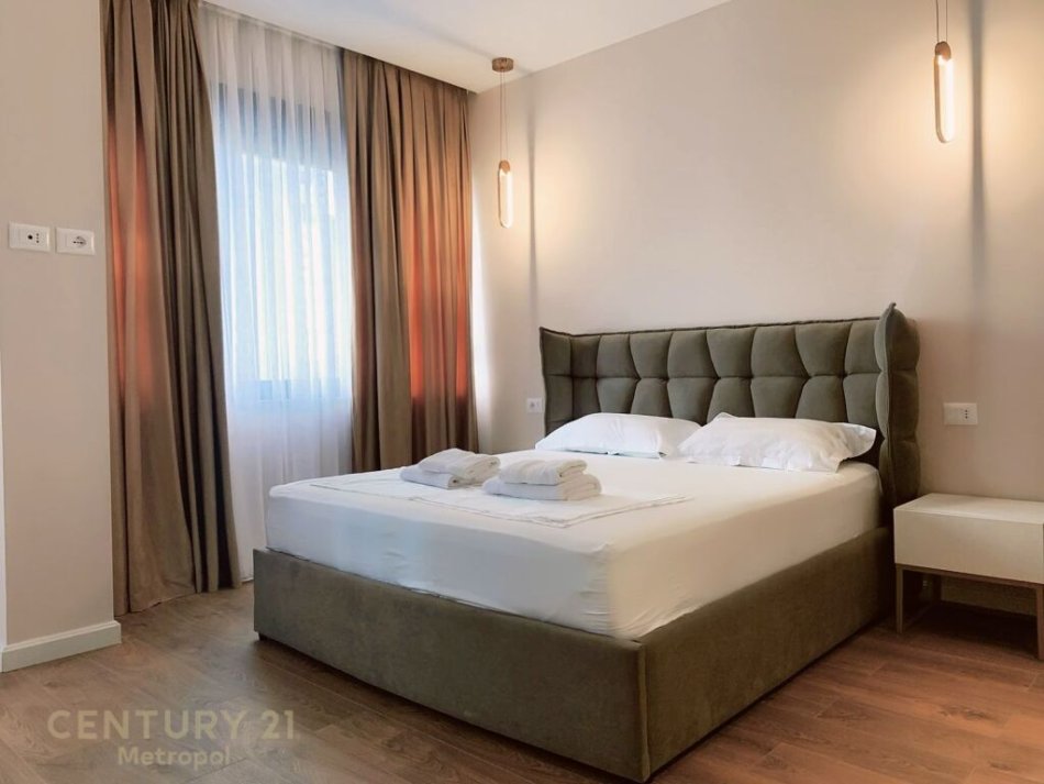 Tirane, jepet me qera garsonier Kati 6,  600 € (pallat i ri tek 9-kateshet, Prokuroria e Pergjithshme)