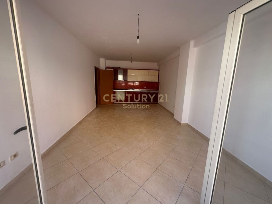 Tirane, shitet apartament 1+1+Ballkon Kati 6, 74 m² 88.000 € (SHITET APARTAMENT 1+1 NE ASTIR, Prane Bar Oslo)