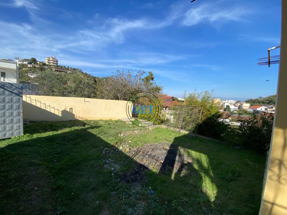 Durres, shitet shtepi 1+1 , 387 m² 70.000 € (Muzeumi)