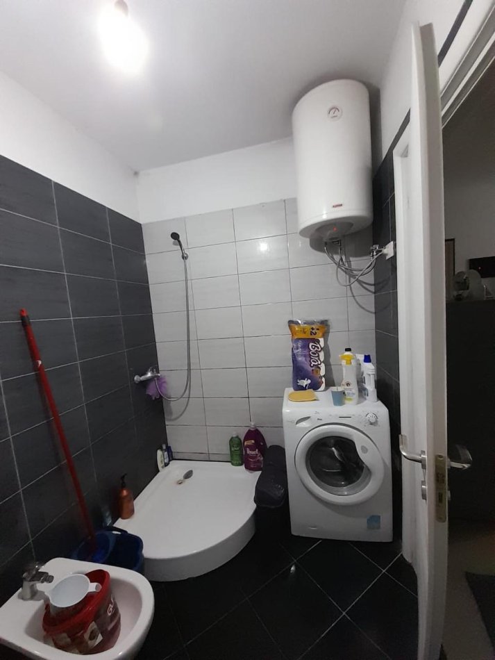 Tirane, jepet me qera apartament 1+1 Kati 2, 55 m² 300 € (Teodor keko)