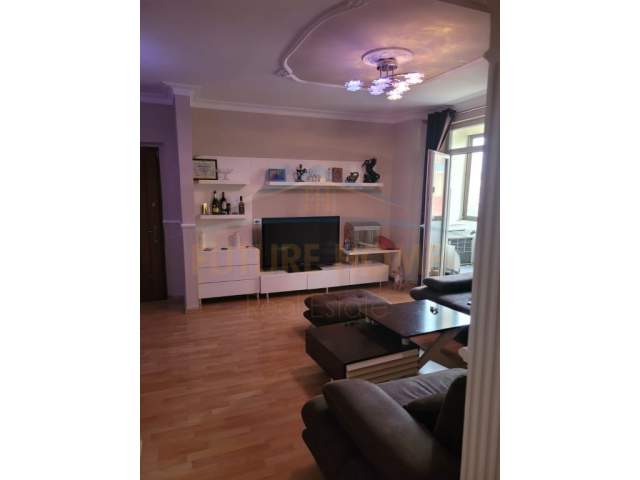 Tirane, shitet apartament duplex 3+1+BLK Kati 7, 140 m² 161.000 Euro (Fusha e Aviacionit)