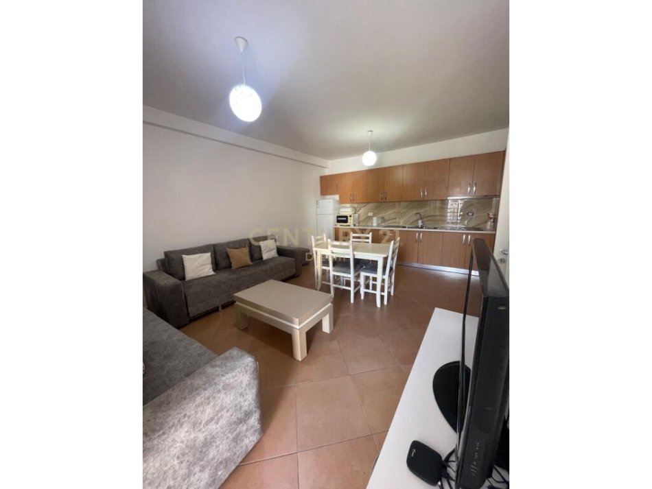 Tirane, shitet apartament 1+1 Kati 3, 72 m² 80.000 € (prane zones se Freskut, (Kompleksi Tom Doshi).)