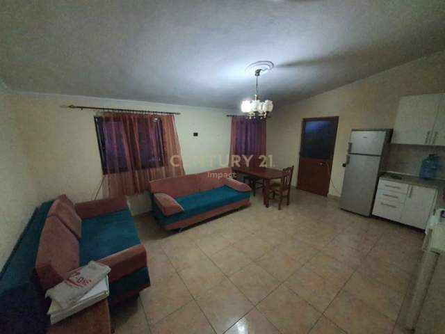 Tirane, jepet me qera apartament 2+1+A Kati 4, 98 m² 400 Euro