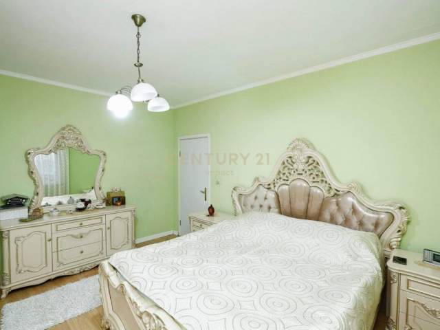Tirane, shes apartament 2+1+BLK Kati 3, 103 m² 150.000 Euro (21 dhjetori)