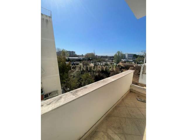 Tirane, shitet apartament 2+1+BLK Kati 3, 112 m² 78.000 Euro (rruga shefqet kuka)