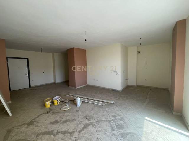 Tirane, shitet apartament 2+1+BLK Kati 3, 112 m² 78.000 Euro (rruga shefqet kuka)