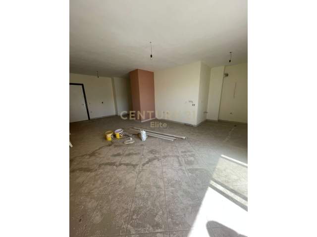 Tirane, shitet apartament 2+1+BLK Kati 3, 112 m² 78.000 Euro (rruga shefqet kuka)