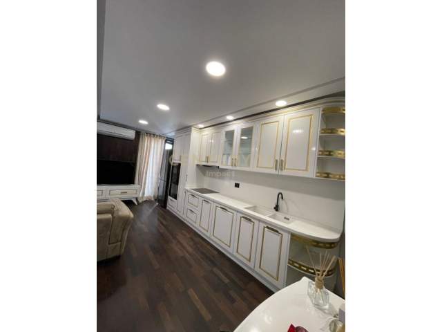 Tirane, jap me qera apartament duplex 2+1+BLK Kati 9, 123 m² 1.100 Euro (Perball Raifaisen Bank)