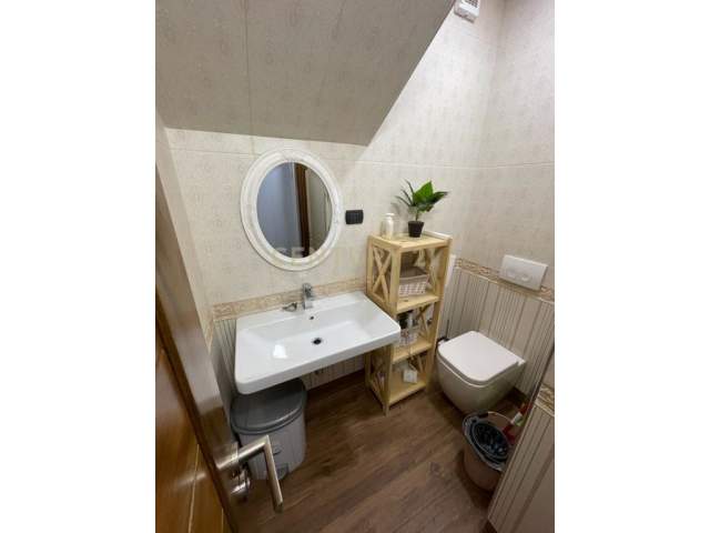 Tirane, jepet me qera apartament duplex 1+1+A+BLK Kati 9, 123 m² 1.100 Euro (Rruga Kajo Karafili)