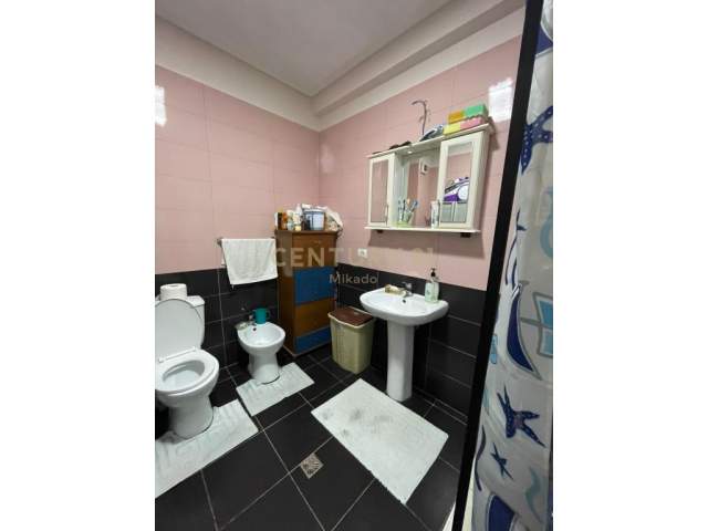 Tirane, shes apartament Kati 2, 65 m² 77.000 Euro (Kopshti Zoologjik)