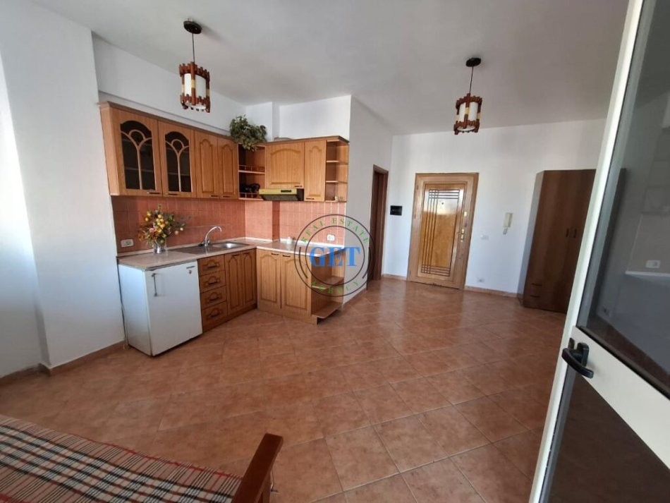 Durres, shitet garsonier Kati 7, 69.000 € (Lagja nr.6)