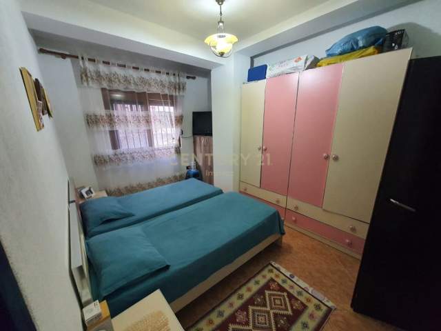 Tirane, shitet apartament 3+1 Kati 0, 115 m² 75.000 Euro (Astir, Tirane)