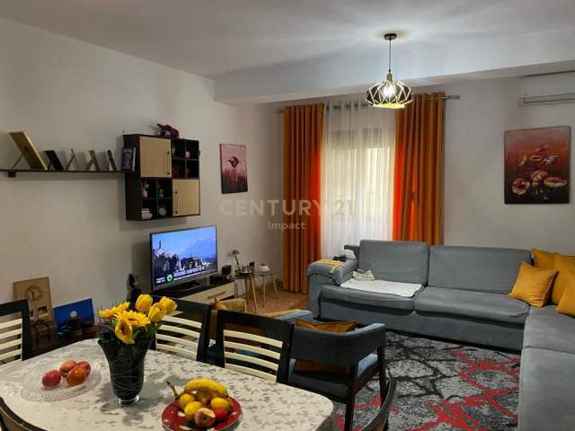 Tirane,OKAZION shitet apartament 3+1 ne Astir, 650 EURO/M2, 115 m² 75.000 Euro (Astir)