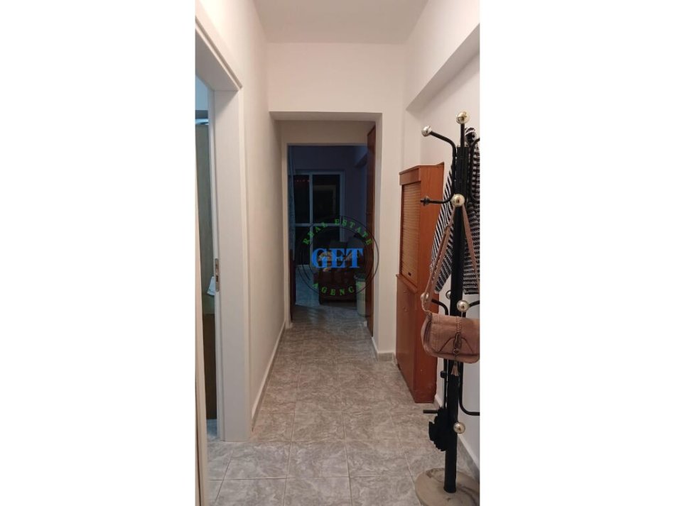 Durres, jepet me qera apartament 1+1+Ballkon Kati 7, 60 m² 250 € (Plazh Iliria)