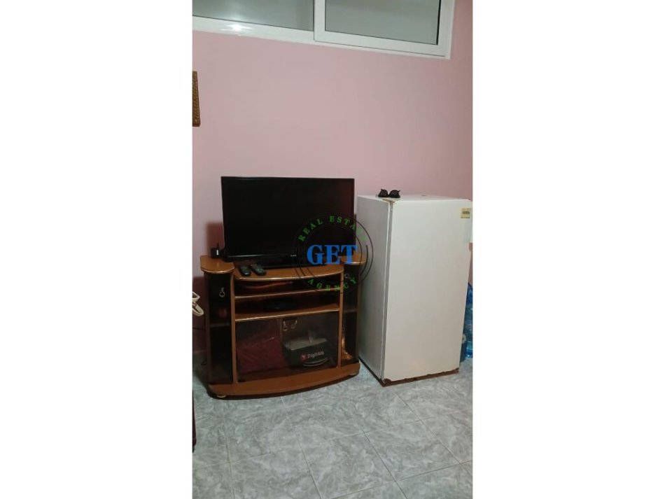 Durres, jepet me qera apartament 1+1+Ballkon Kati 7, 60 m² 250 € (Plazh Iliria)